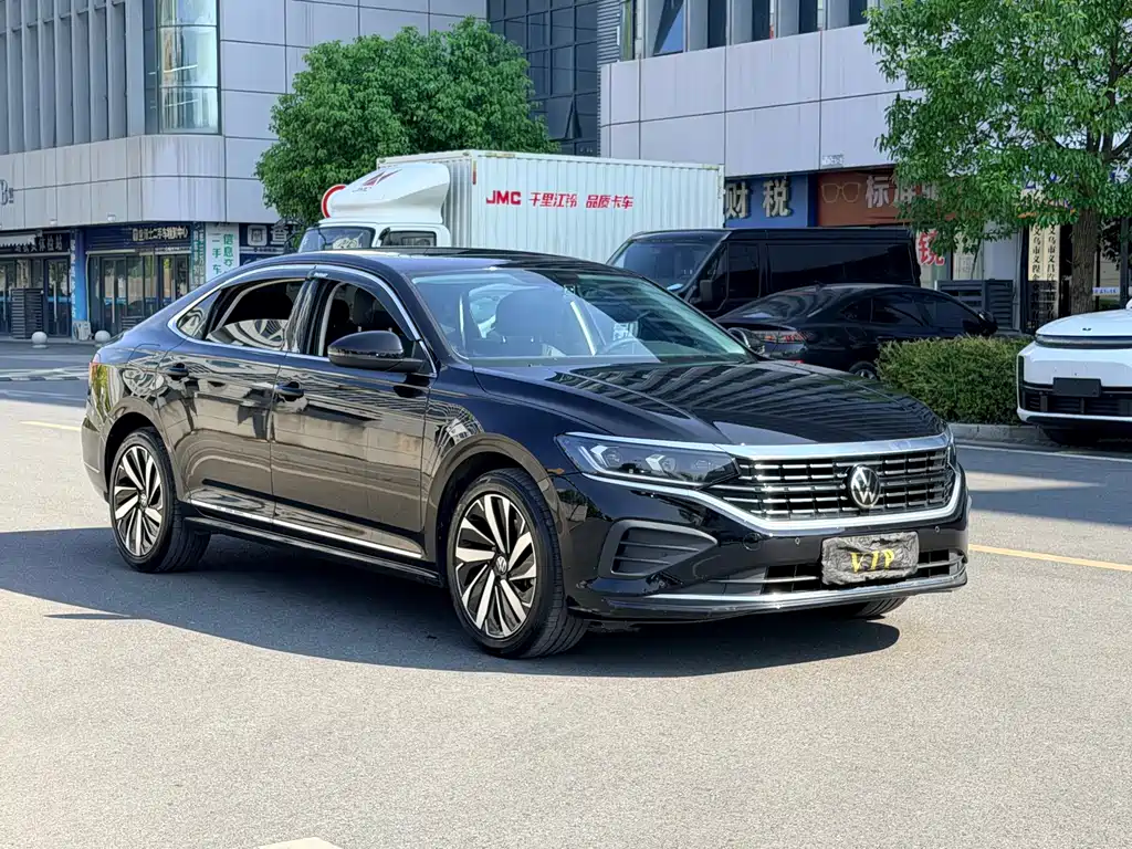 Volkswagen Passat — миниатюра 3
