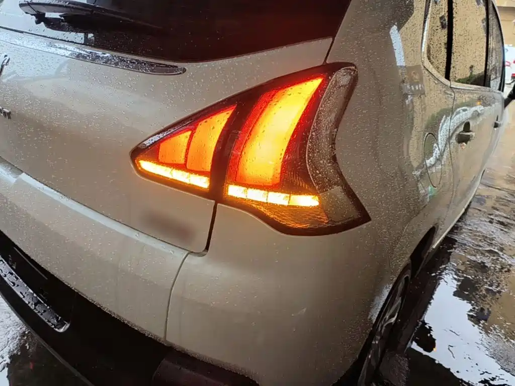 Peugeot 3008 — миниатюра 8