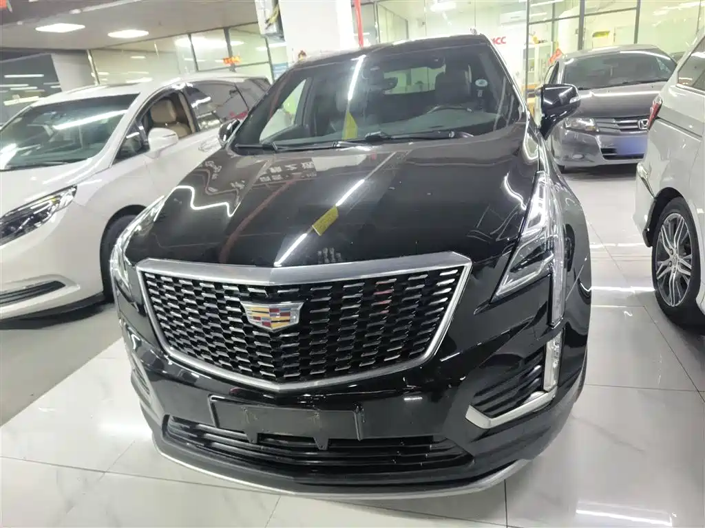 CADILLAC XT5
