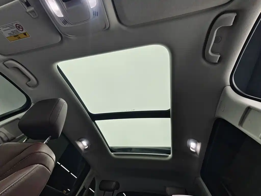 Buick Envision Plus — миниатюра 9