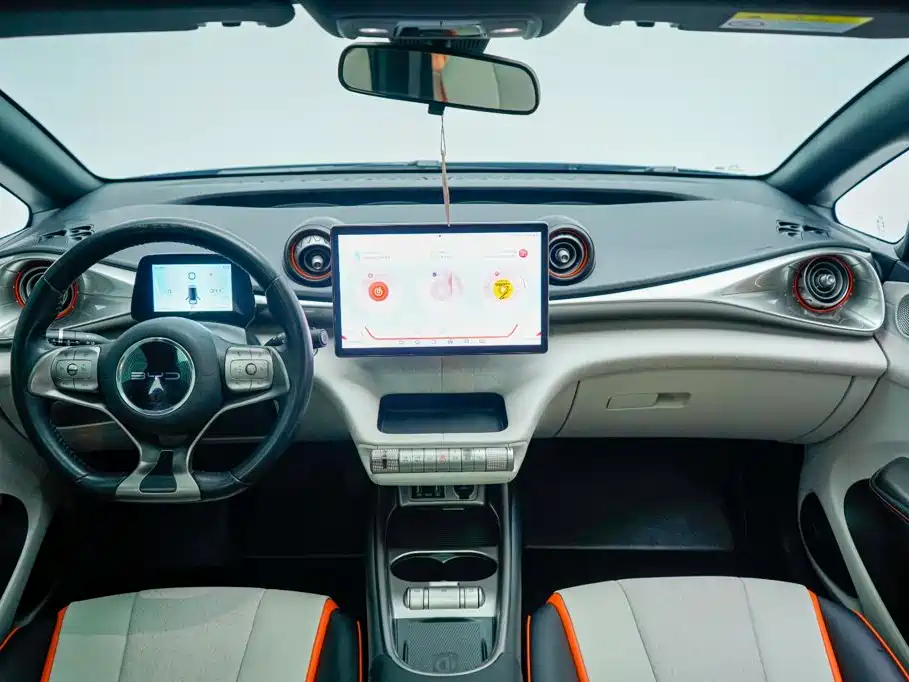 BYD Dolphin — миниатюра 2