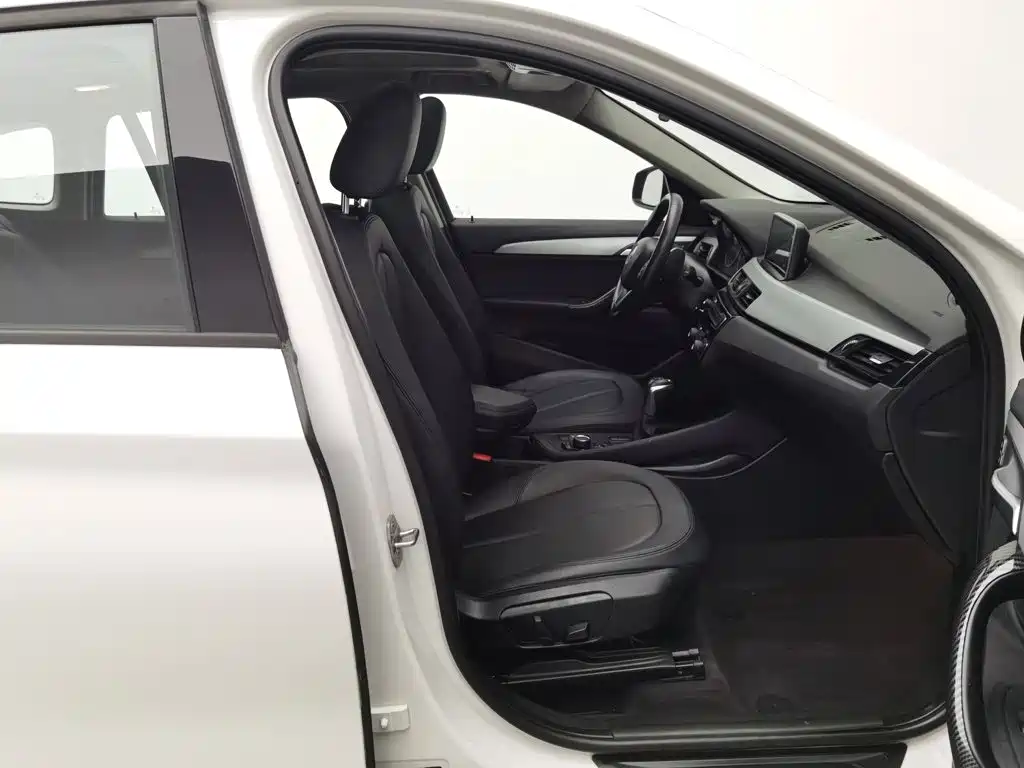 BMW X1 — миниатюра 23