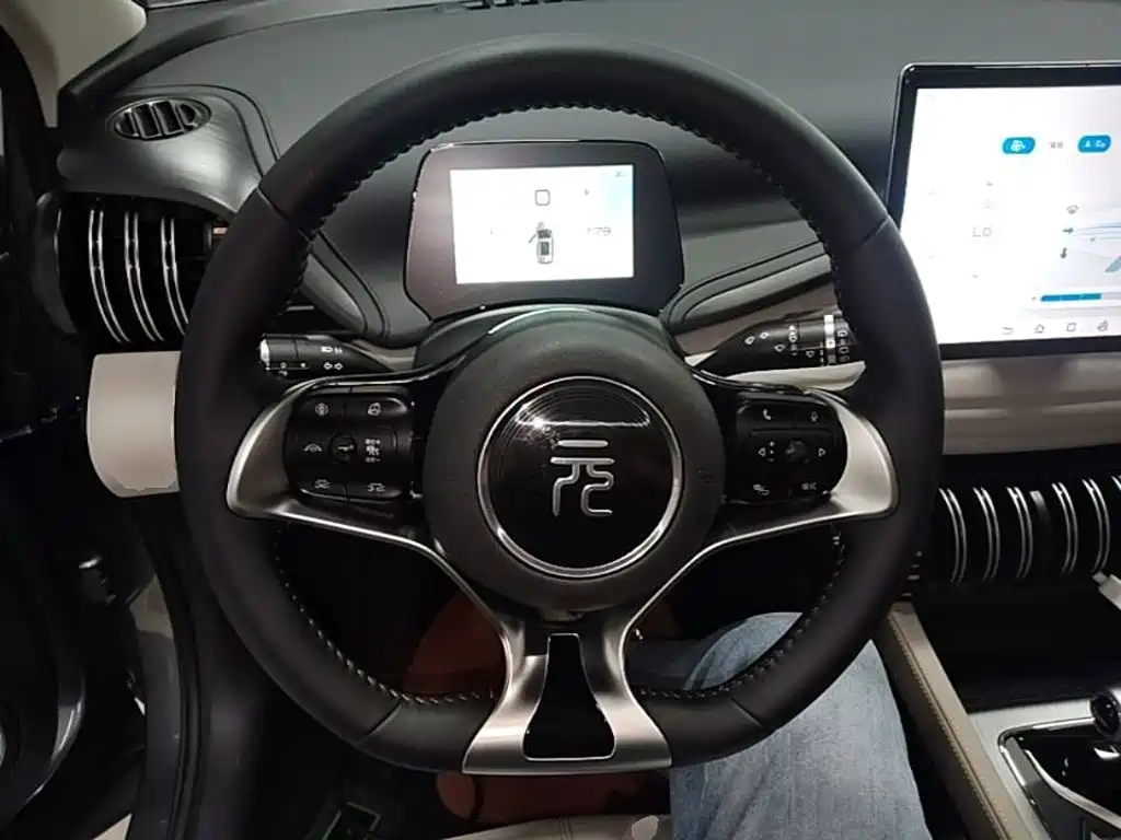 BYD Yuan Plus — миниатюра 11