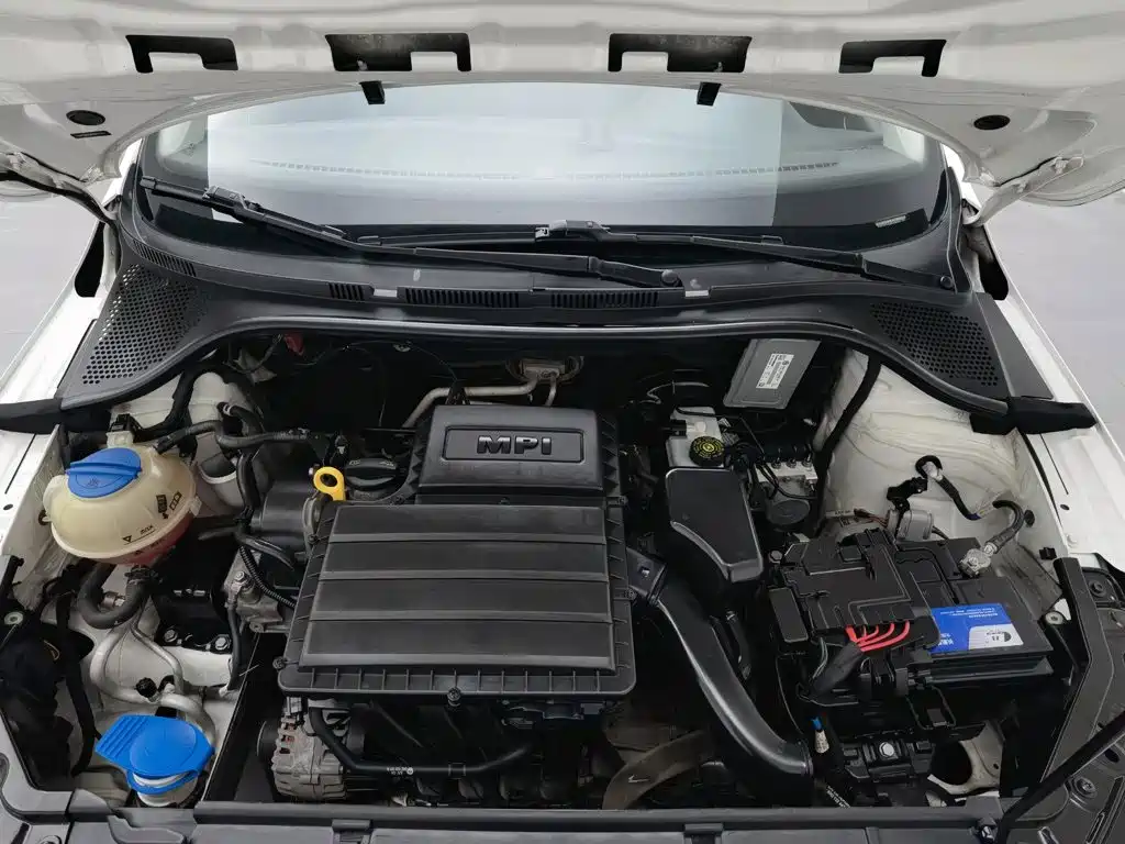 Skoda Rapid Spaceback — миниатюра 6