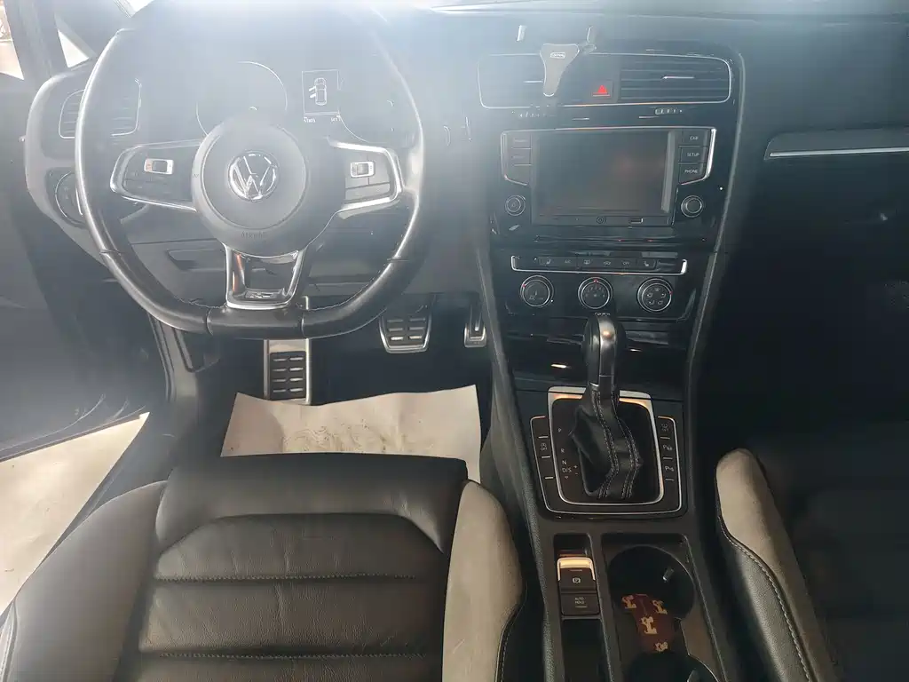 Volkswagen Golf — миниатюра 7