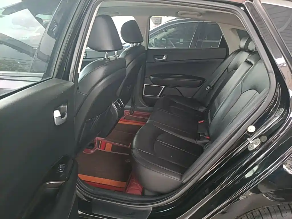 Kia K5 — миниатюра 17