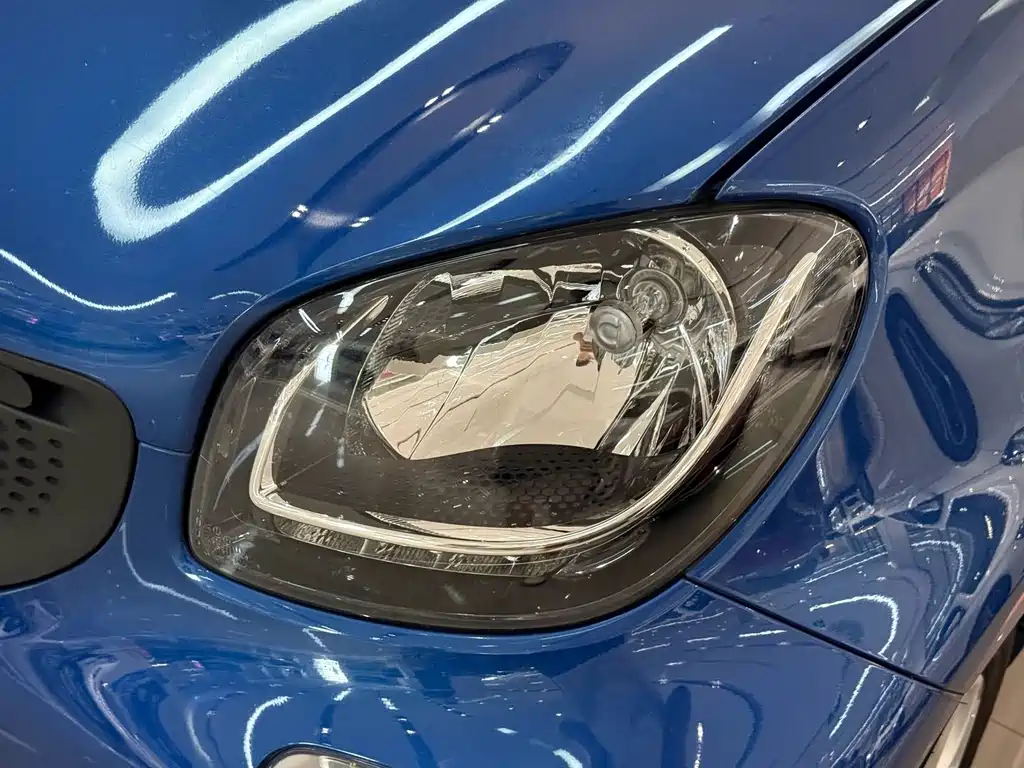 smart Smart Fortwo — миниатюра 4