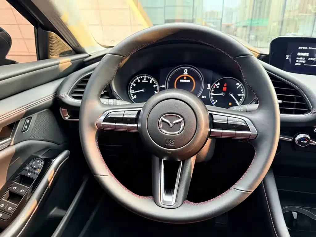 Mazda 3 Axela — миниатюра 6