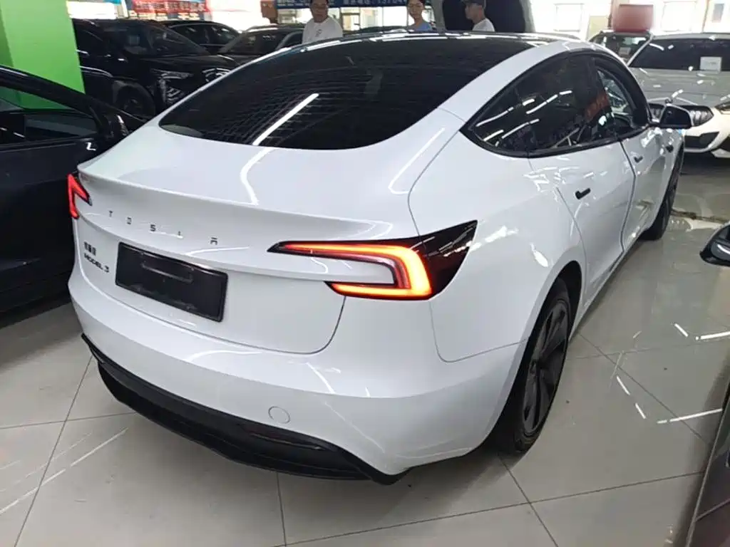 Tesla Model 3 — фотографии объявления, Фото 8