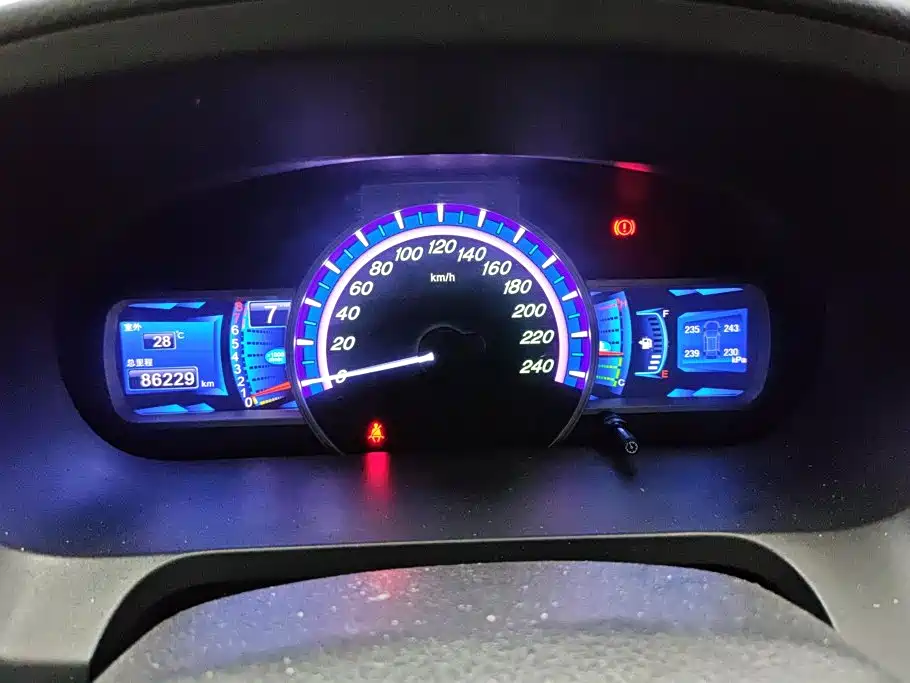 BYD S7 — миниатюра 14