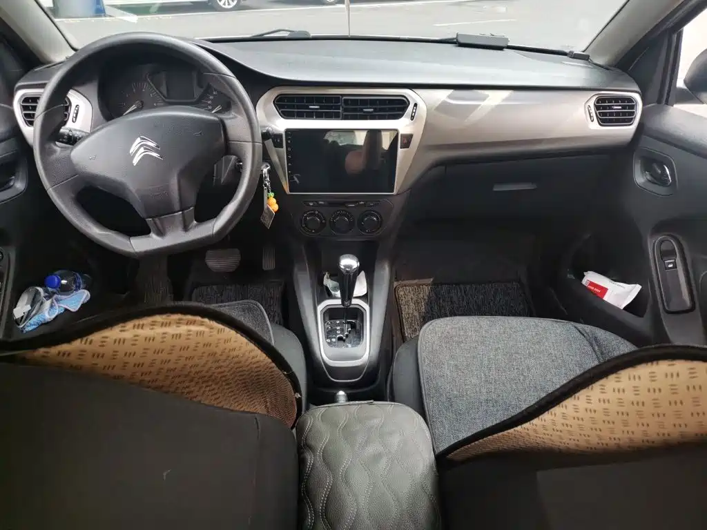 Citroen Elysee — миниатюра 5