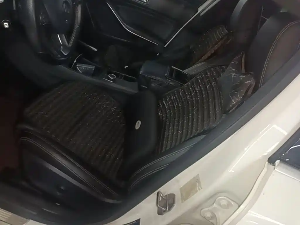 Mercedes-Benz GLA — миниатюра 15
