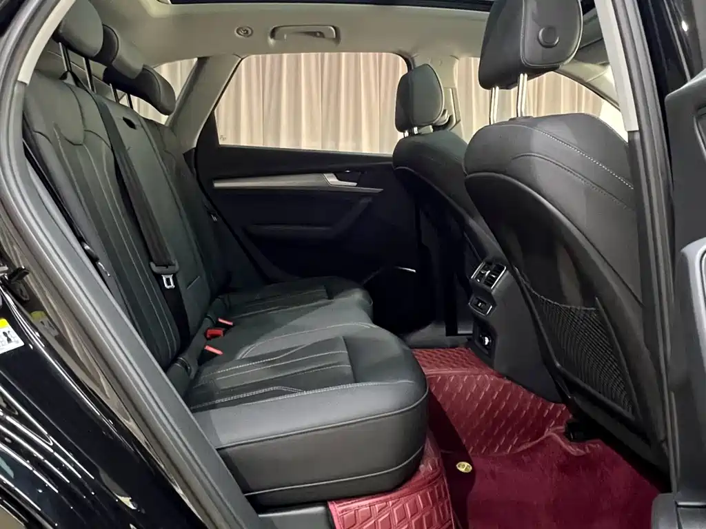 Audi Q5L — миниатюра 19