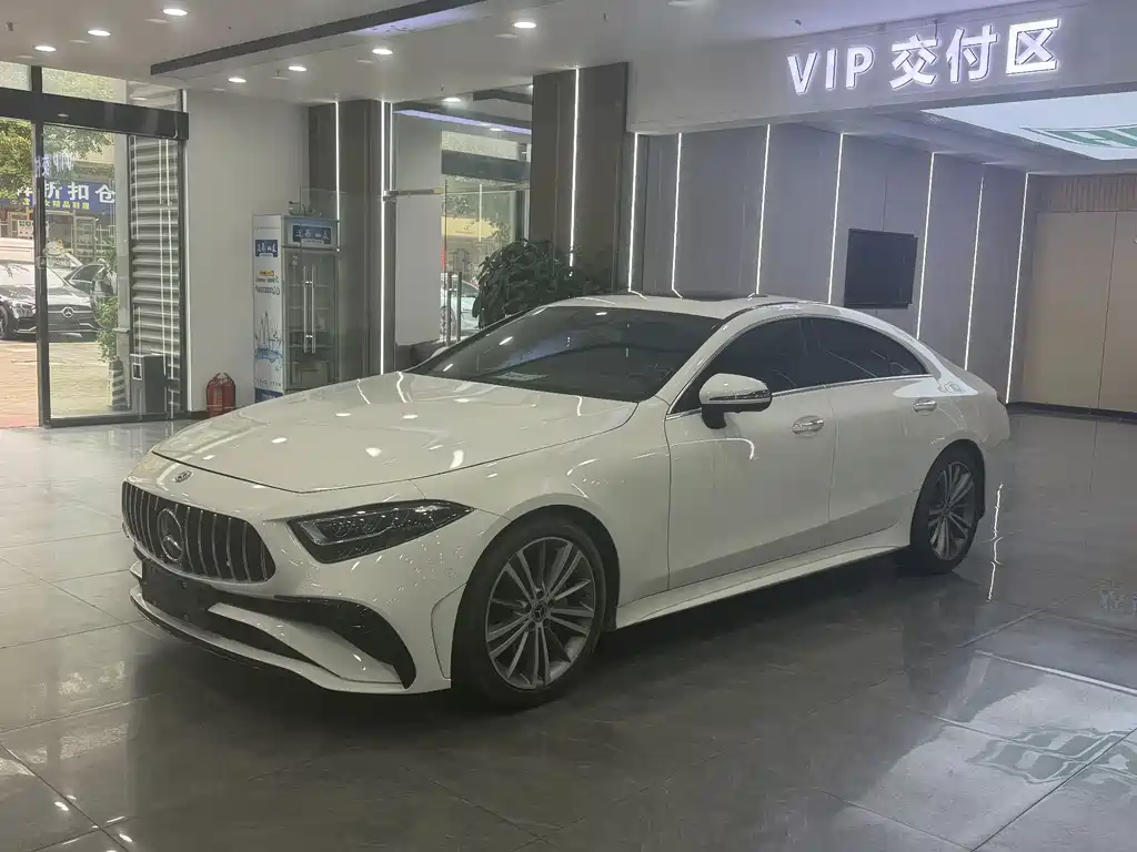 Mercedes-Benz CLS