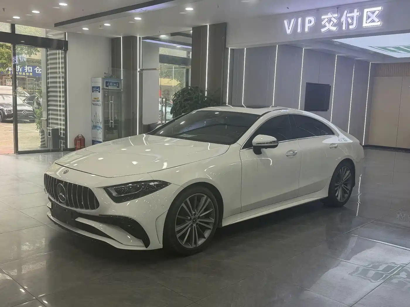 Mercedes-Benz CLS