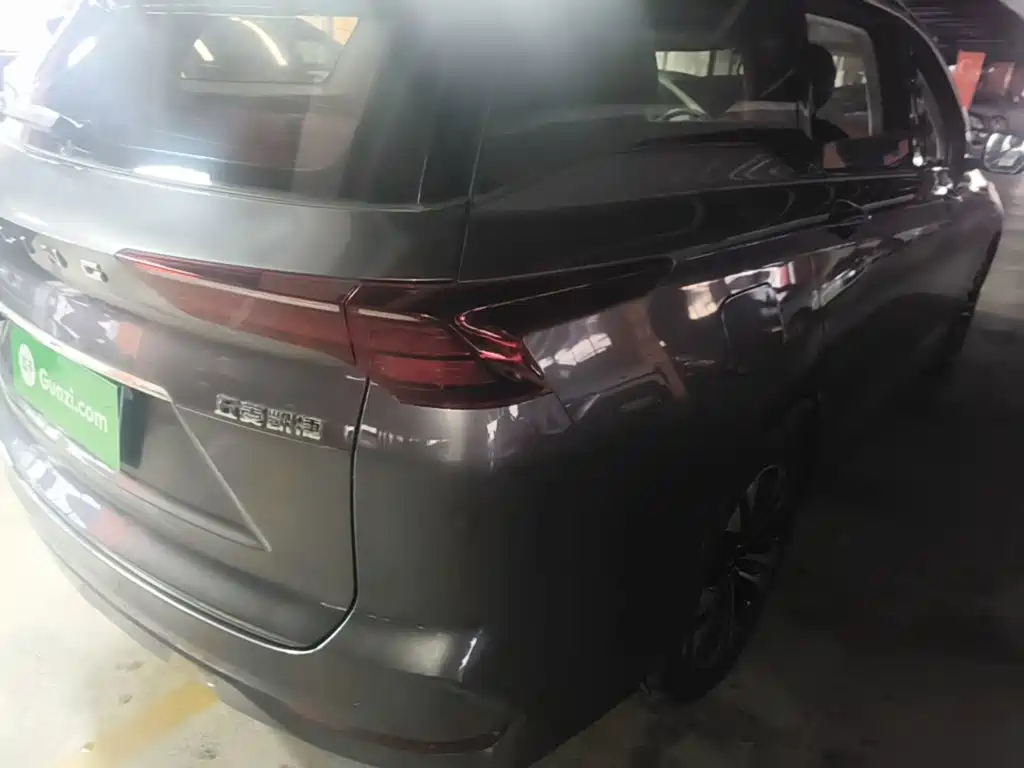 Wuling Victory — миниатюра 8
