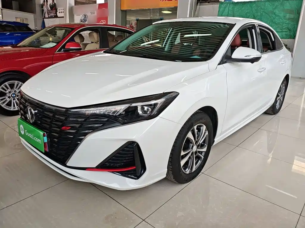Changan Eado — миниатюра 2