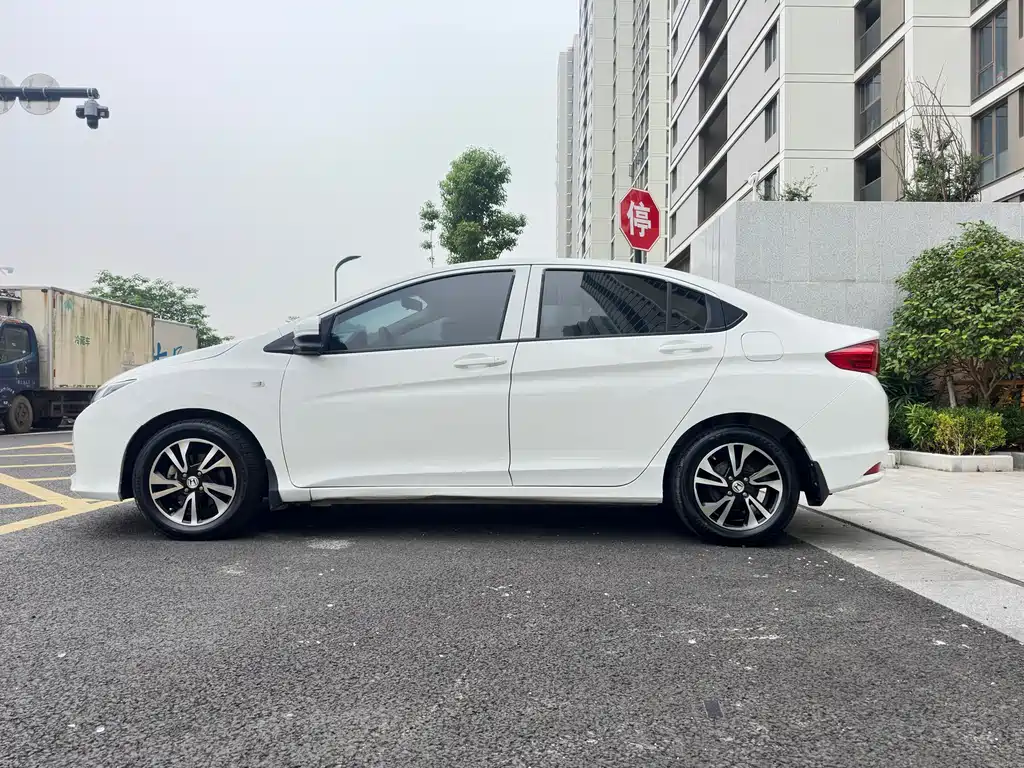 Honda City 2015 1.5L CVT Comfort