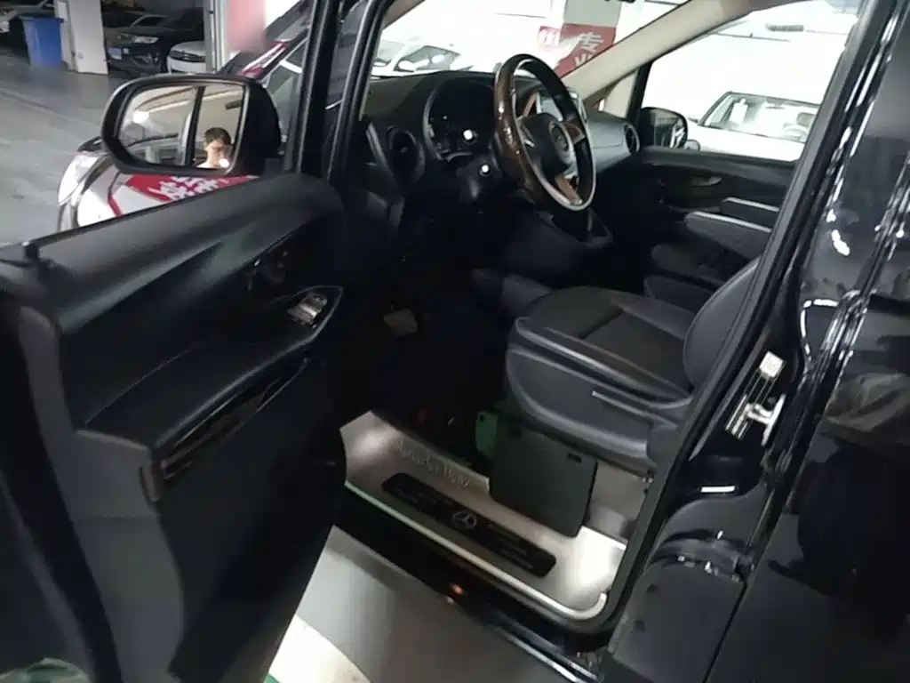 Mercedes-Benz Vito — миниатюра 15