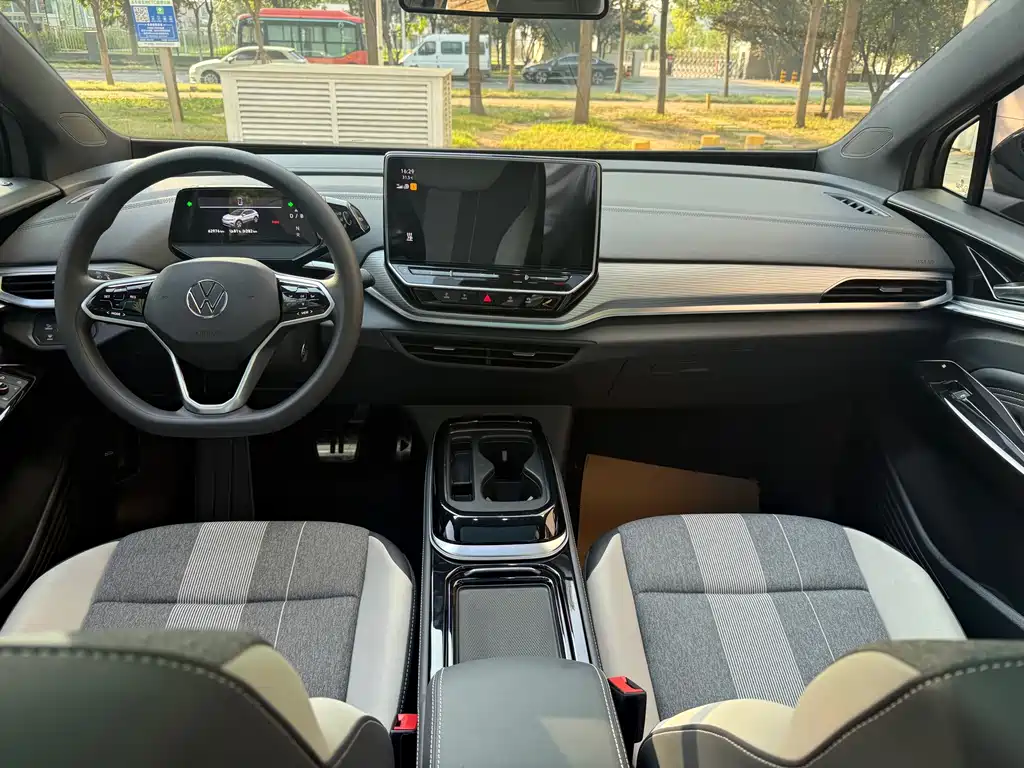 Volkswagen ID.4 Crozz — миниатюра 11