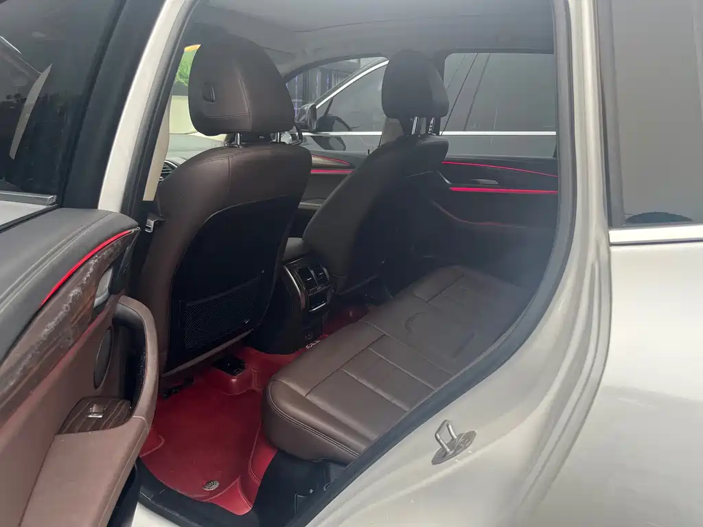 BMW X3 — миниатюра 5