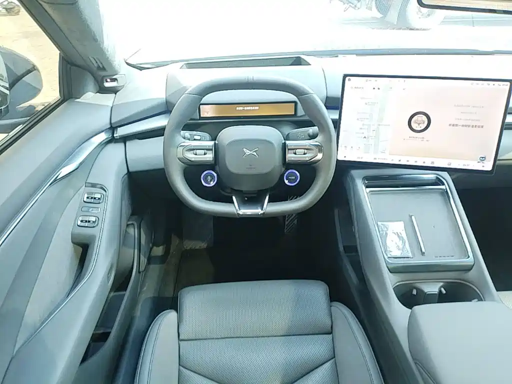 XPeng P7 — миниатюра 7