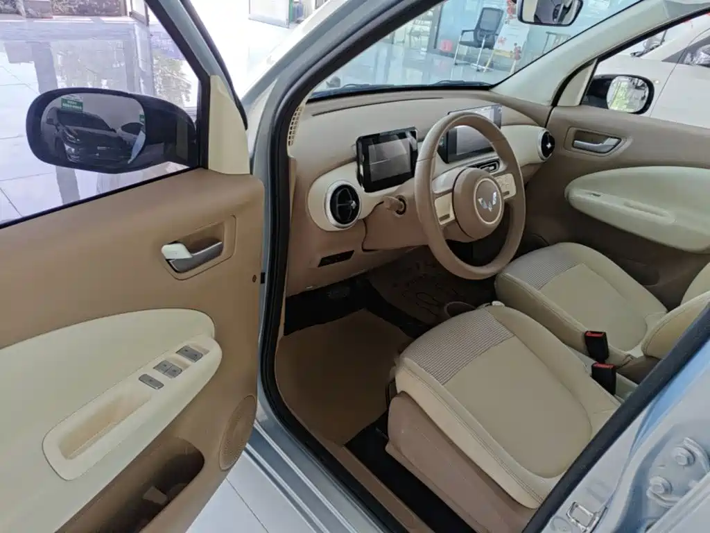 Wuling MINIEV — миниатюра 16