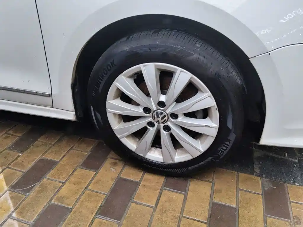 Volkswagen Sagitar — миниатюра 25