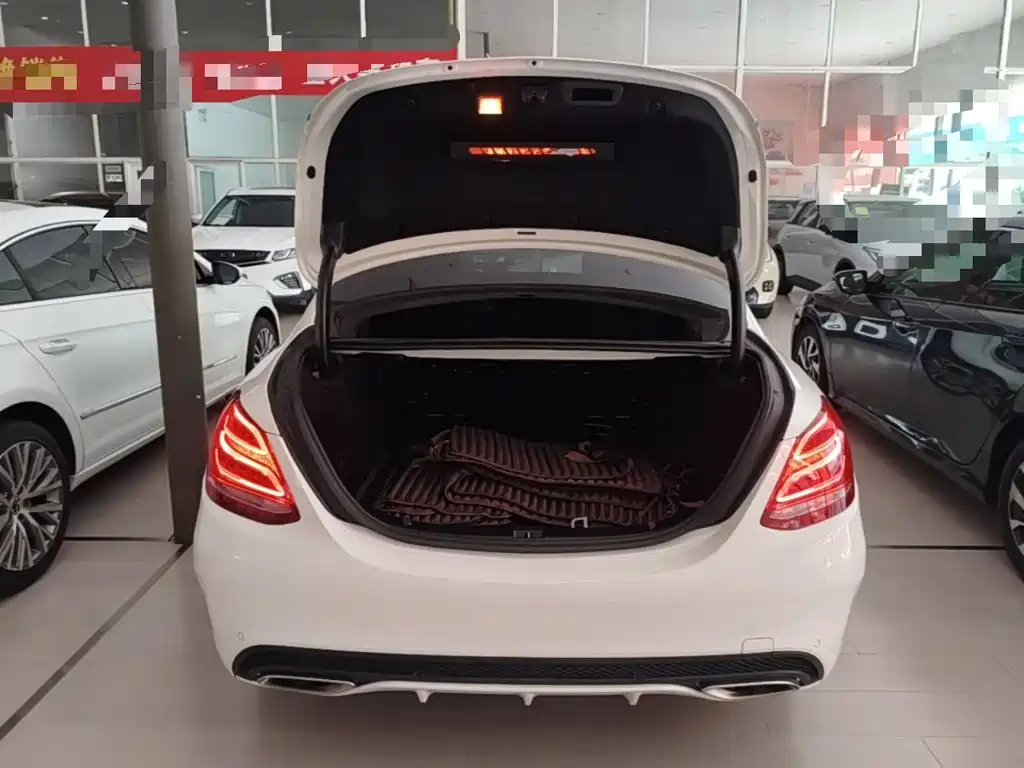Mercedes-Benz C-Class — миниатюра 19