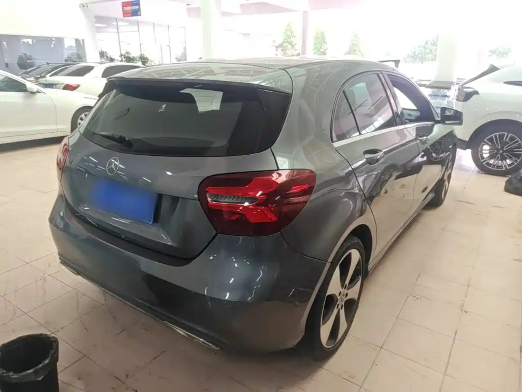 Mercedes-Benz A-Class (Import) — миниатюра 7