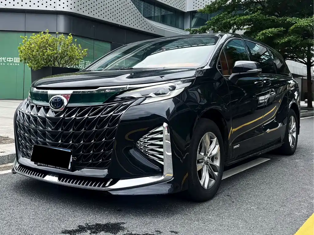 Toyota Sienna 2024