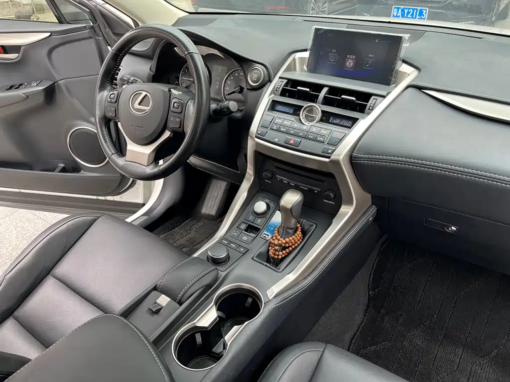 Lexus NX 200 AWD Sharp Fashion Edition, фото 19