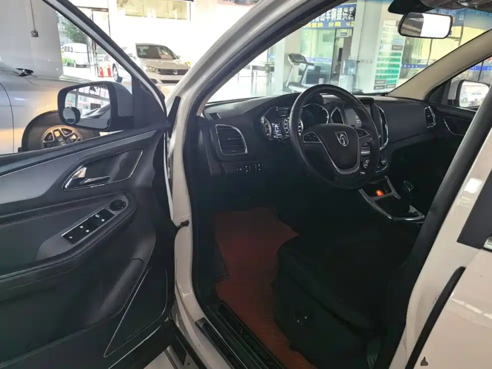 Baojun 560 — миниатюра 16