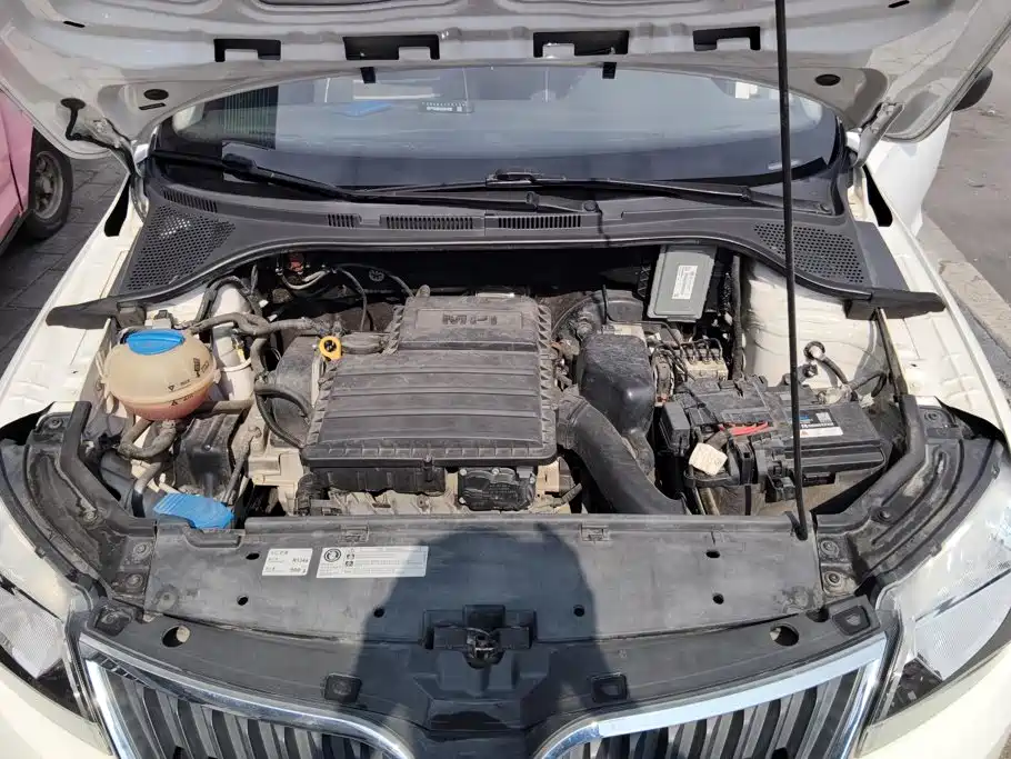 Skoda Rapid — миниатюра 10