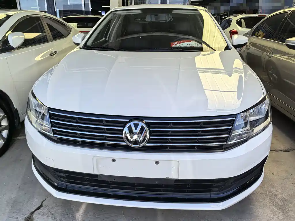 Volkswagen Lavida — миниатюра 2