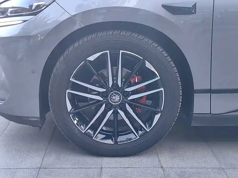 BYD Qin L — миниатюра 12