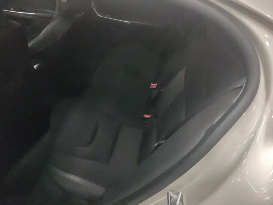 Volvo S60 — миниатюра 11
