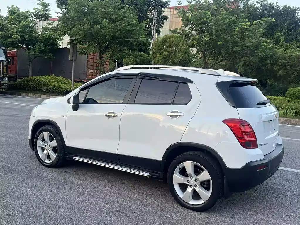 Chevrolet Trax 1.4T Auto 2WD Comfort Type, фото 4