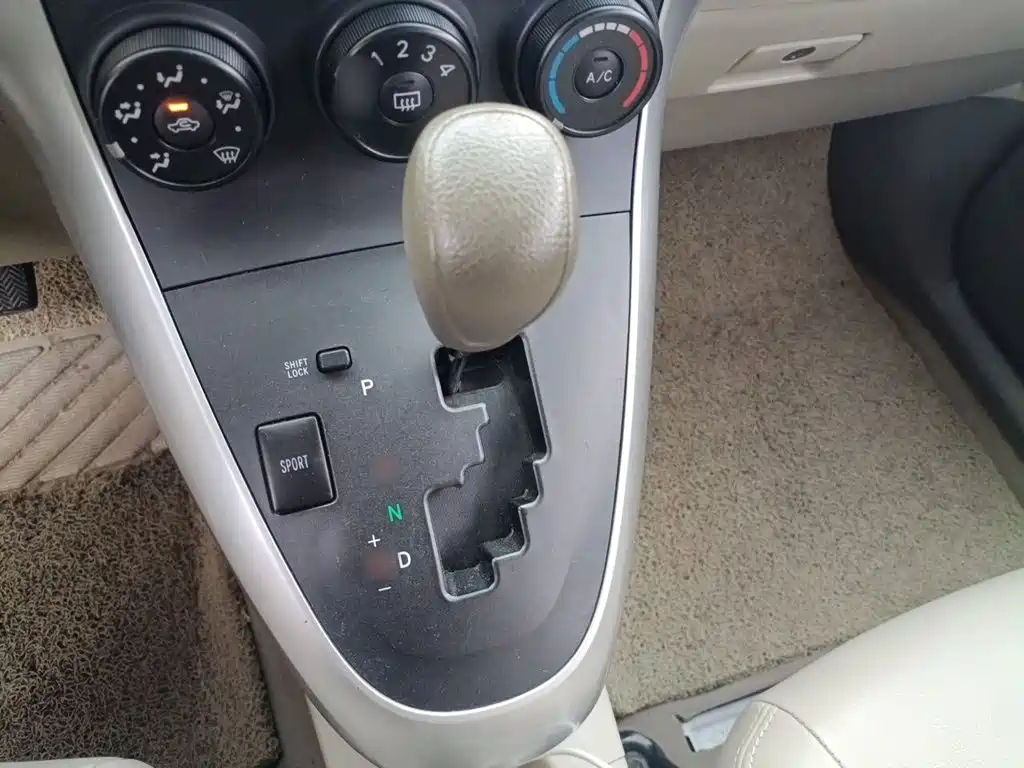 Toyota Verso — миниатюра 7