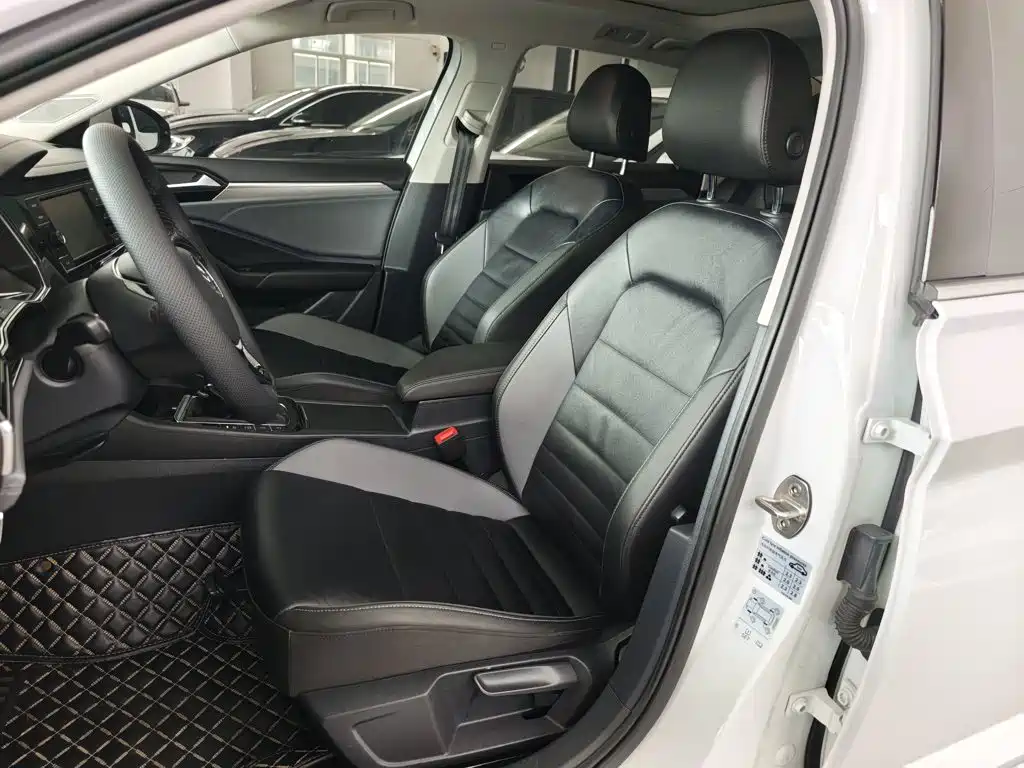 Volkswagen Sagitar — миниатюра 15