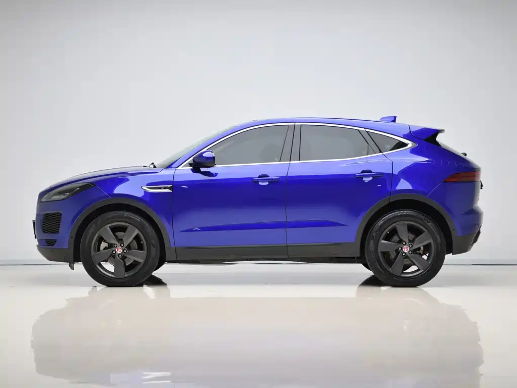 Jaguar E-PACE — миниатюра 7