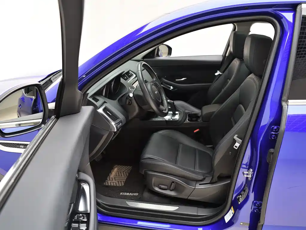 Jaguar E-PACE — миниатюра 11