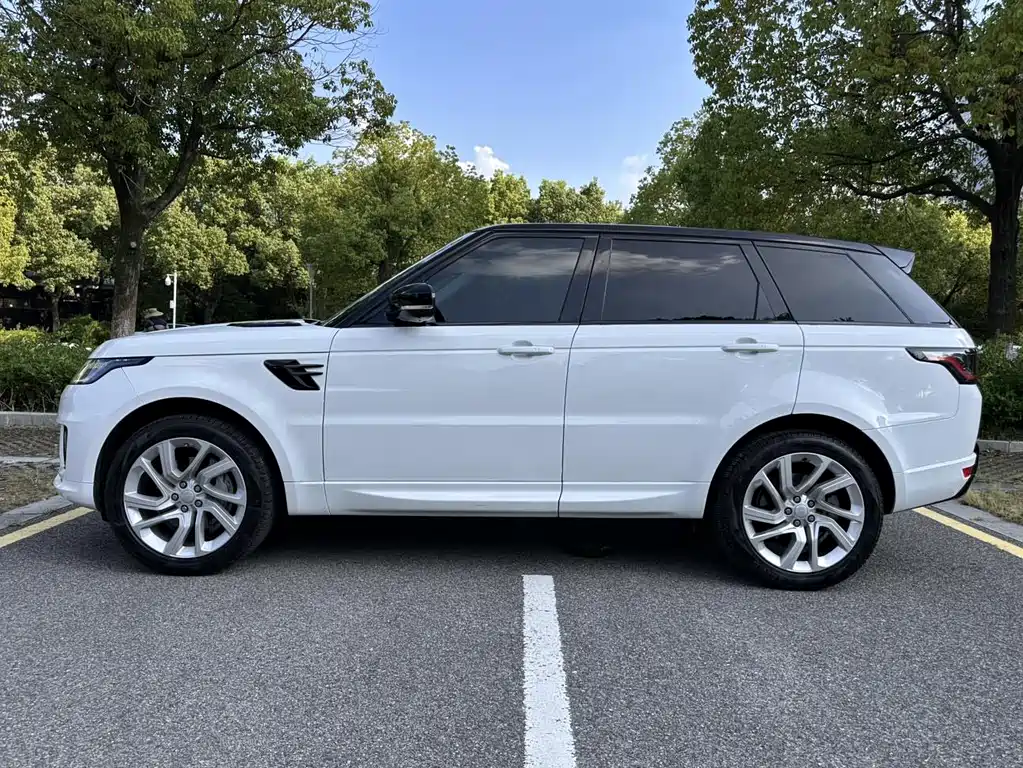 Land Rover Sport — миниатюра 6