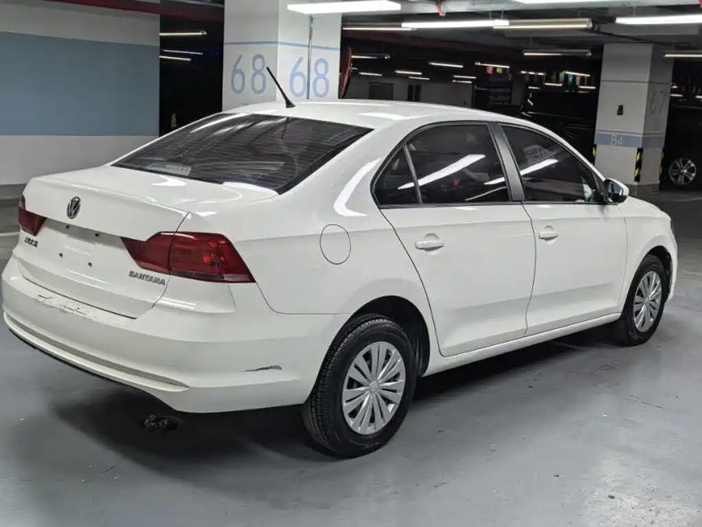 Volkswagen Santana — миниатюра 10