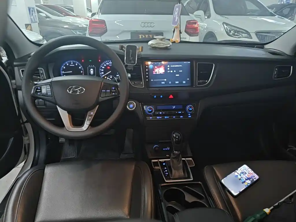 Hyundai Mistra — миниатюра 10