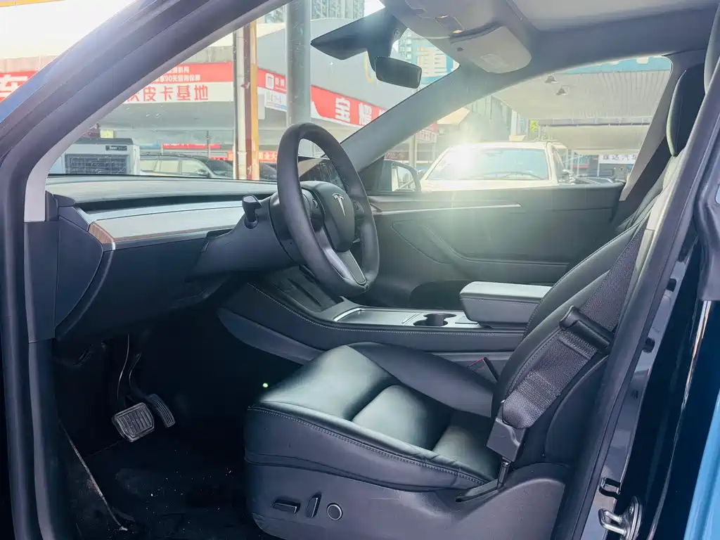 Tesla Model Y 2021 3D7