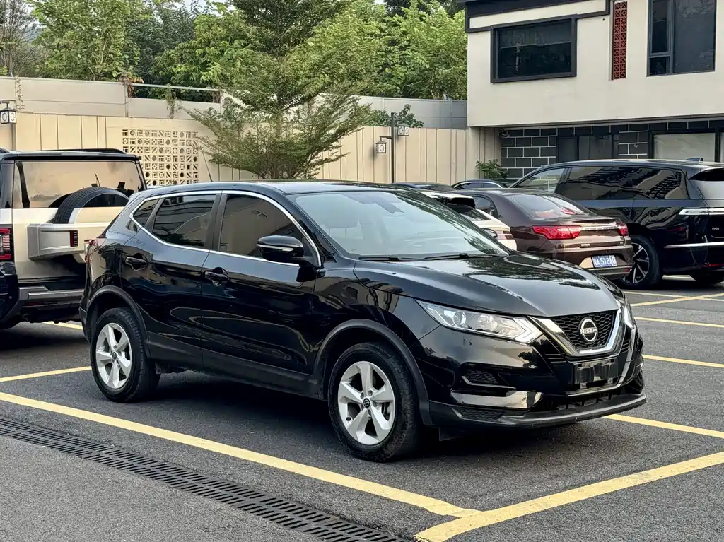 Nissan Qashqai — миниатюра 4
