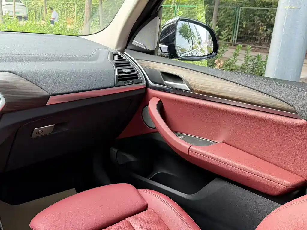BMW X3 — миниатюра 12