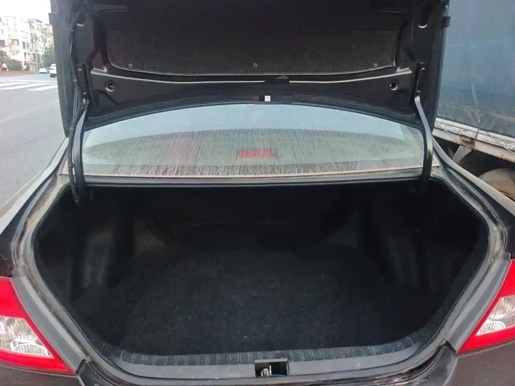 BYD F3 — миниатюра 20