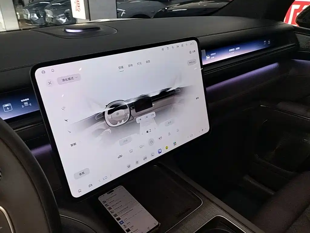NIO ES8 — миниатюра 13